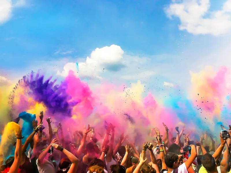HOLI STUFFS